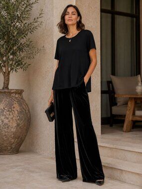 SHAMASK Black Velour Pull-On Modern Minimalist Wide-Leg Pants, size (2) 10/12/14